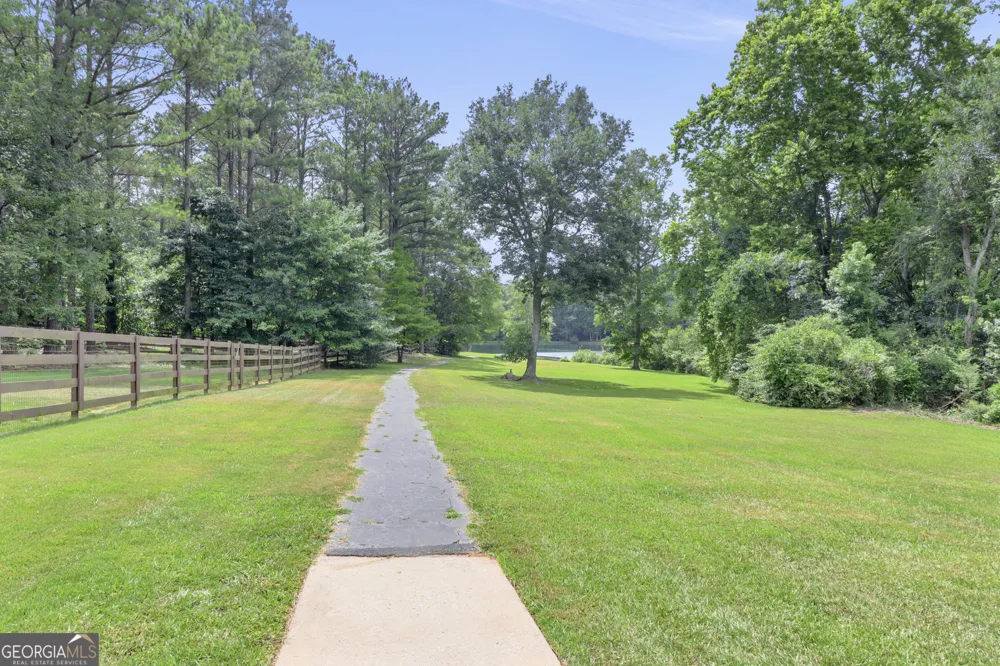188 Widewater DR Newnan, GA 30265