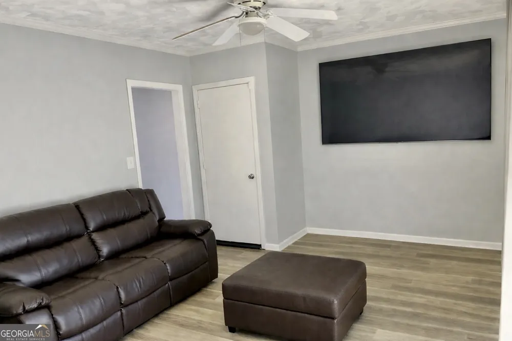 6973 Kimberland Gardens LN Lithonia, GA 30058