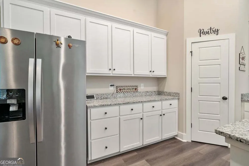 212 Live Oak LN Comer, GA 30629