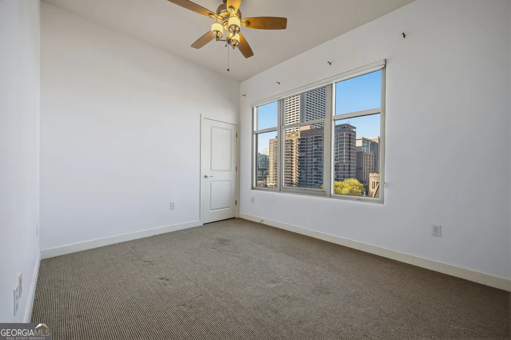 565 Peachtree ST NE Atlanta, GA 30308