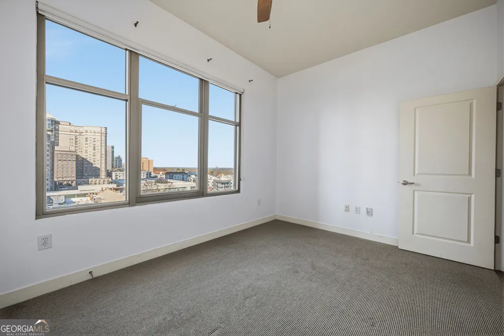 565 Peachtree ST NE Atlanta, GA 30308