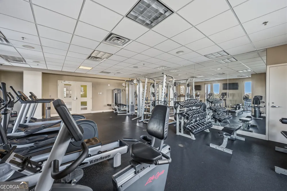 565 Peachtree ST NE Atlanta, GA 30308