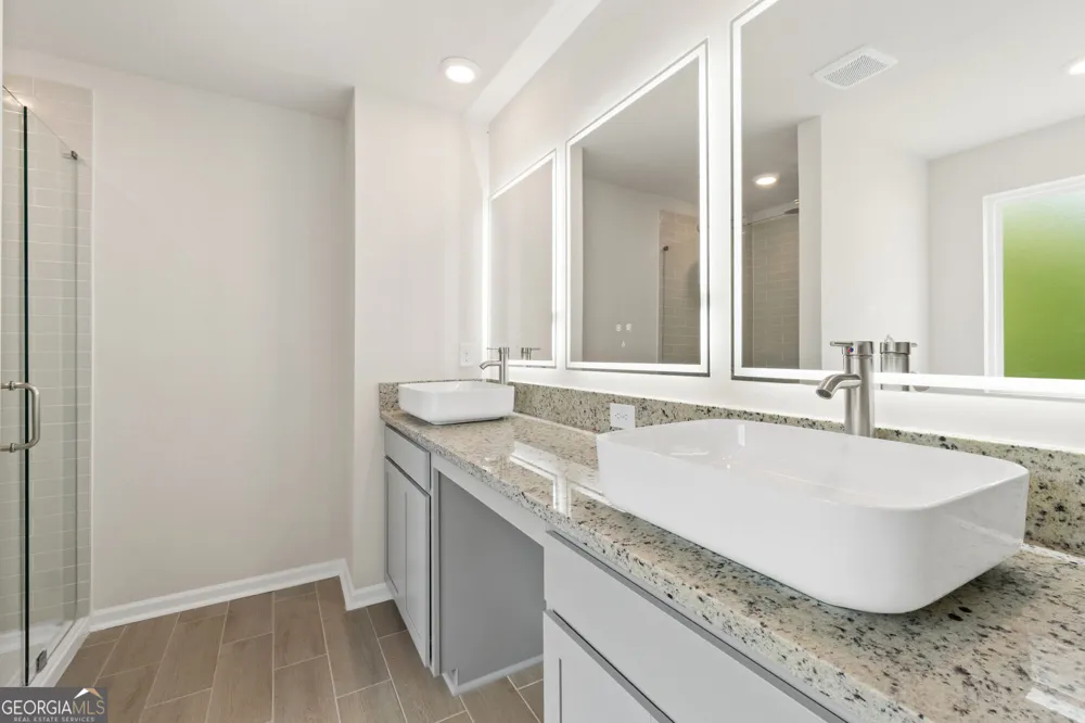 302 HUDSON CT Jackson, GA 30233
