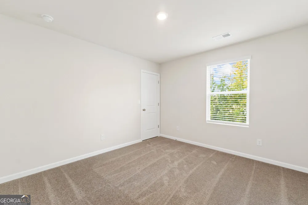 302 HUDSON CT Jackson, GA 30233