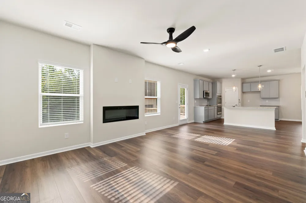 302 HUDSON CT Jackson, GA 30233