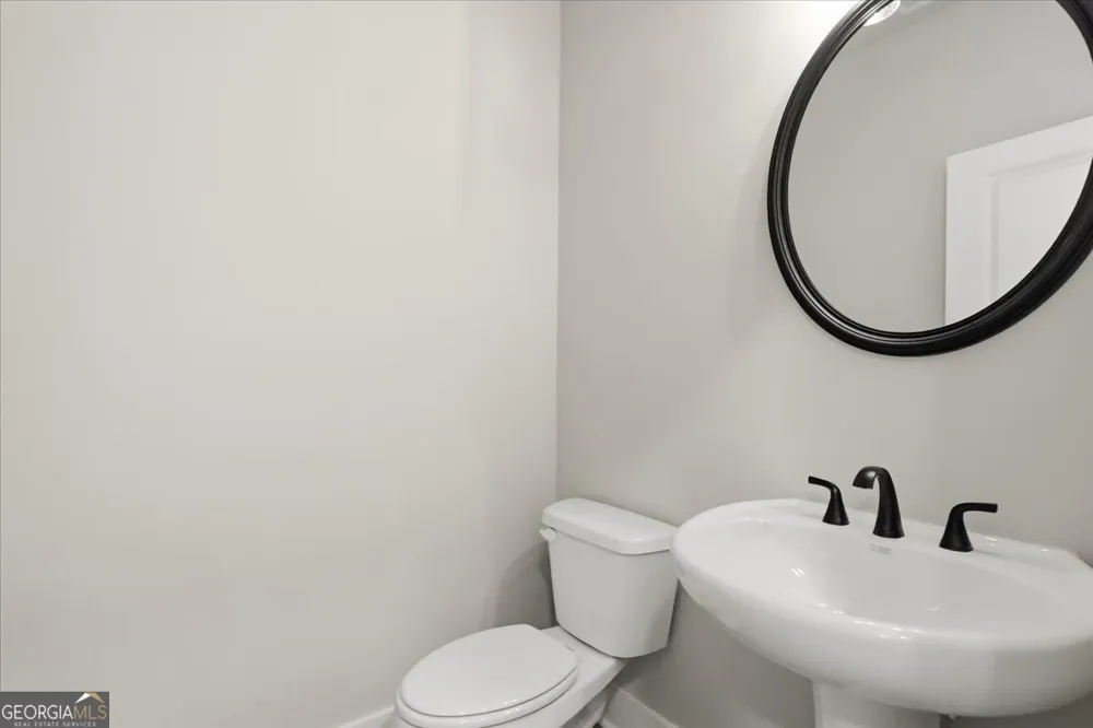 124 Maney DR Statham, GA 30666