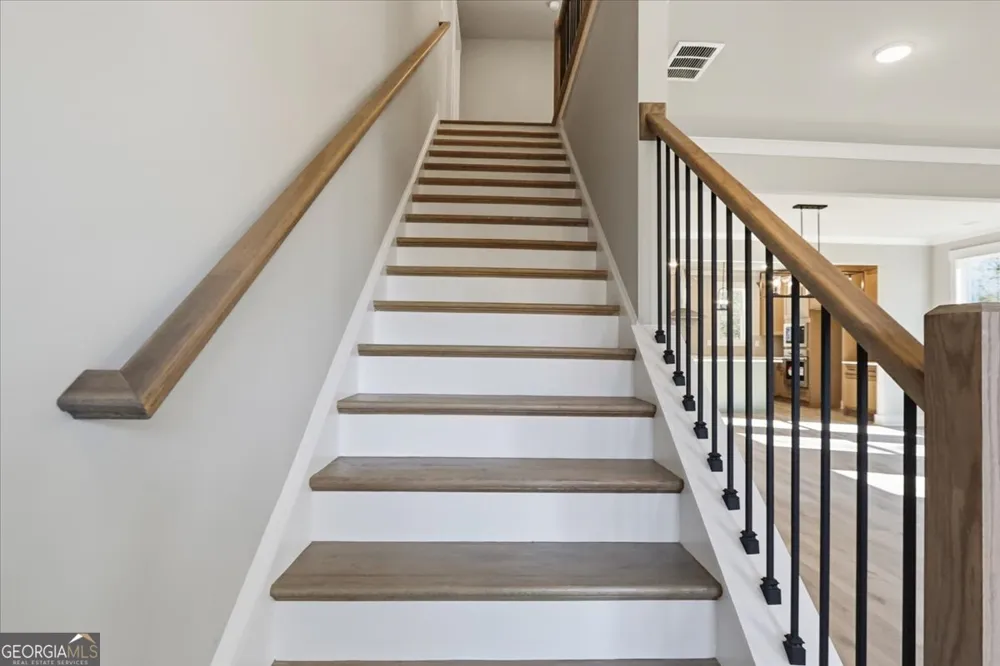 124 Maney DR Statham, GA 30666
