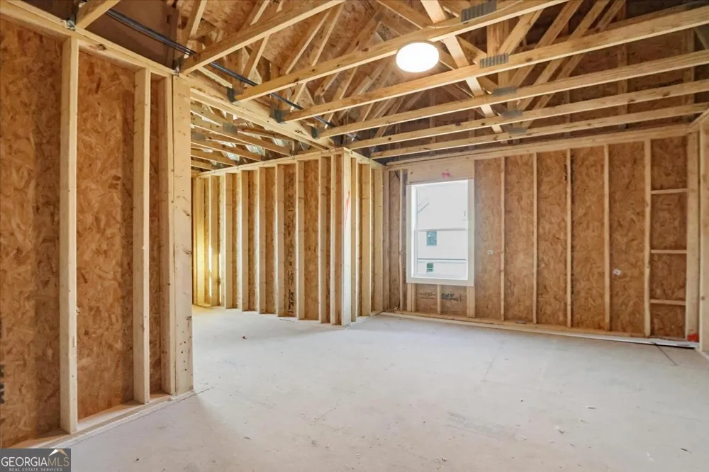 124 Maney DR Statham, GA 30666