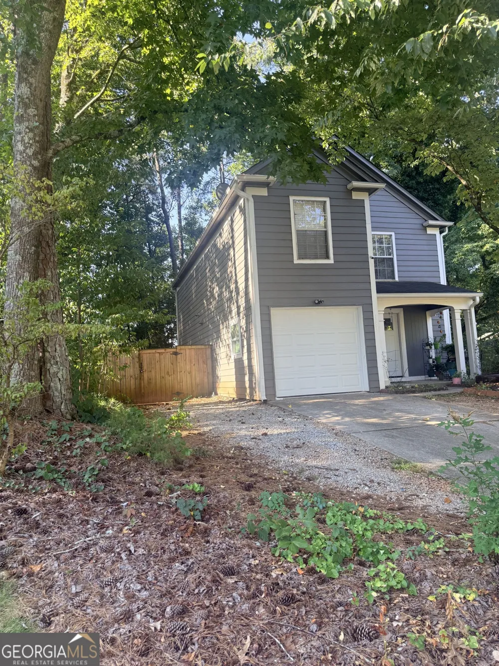 1263 Old Countryside CIR Stone Mountain, GA 30083