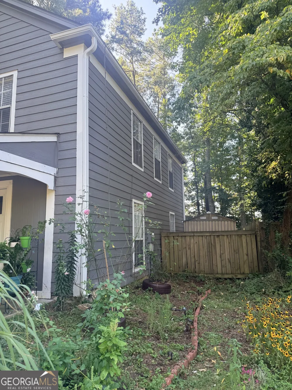 1263 Old Countryside CIR Stone Mountain, GA 30083