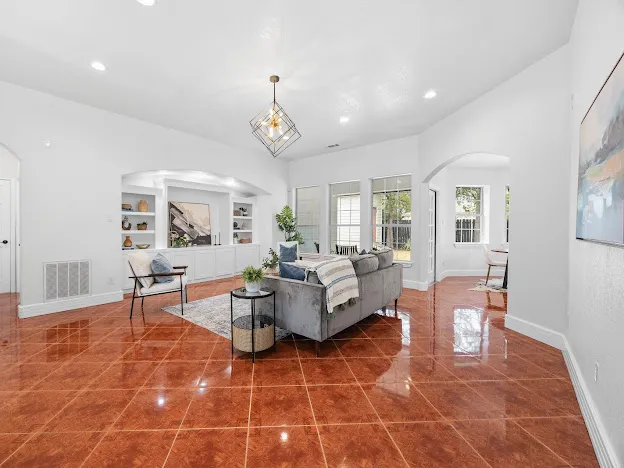10901 Parkfield Drive Austin, TX 78758