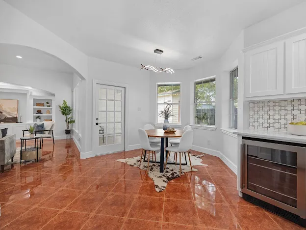 10901 Parkfield Drive Austin, TX 78758