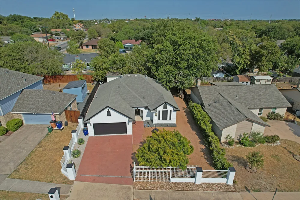 10901 Parkfield Drive Austin, TX 78758