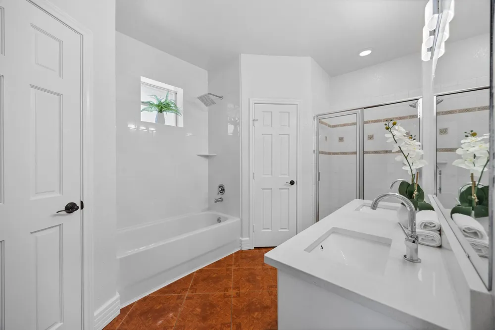 10901 Parkfield Drive Austin, TX 78758