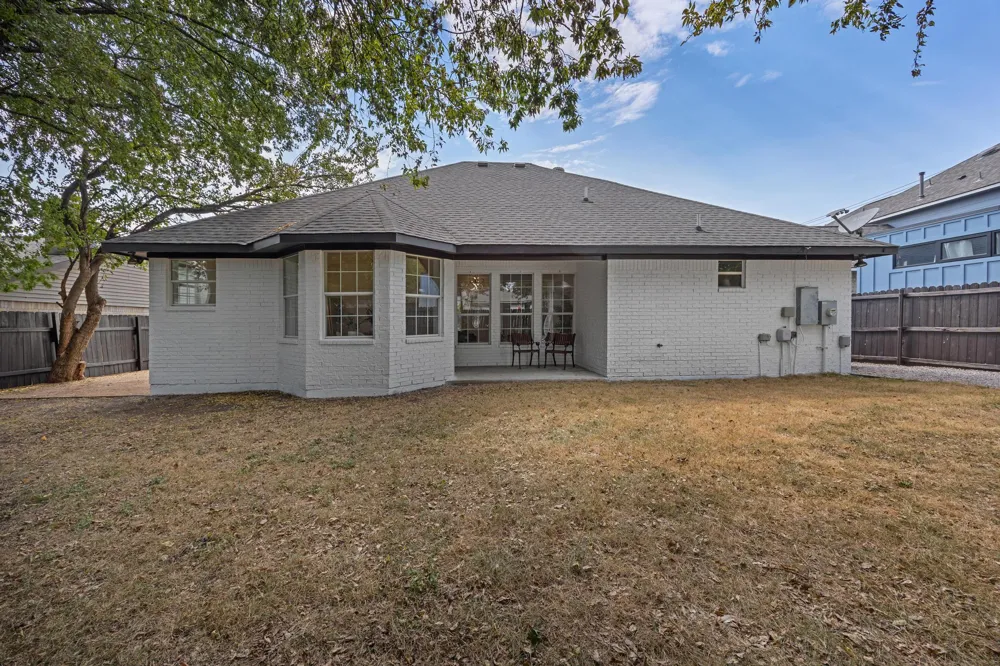 10901 Parkfield Drive Austin, TX 78758