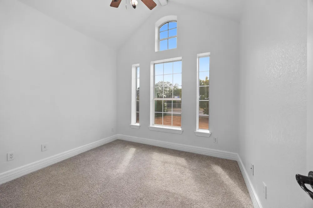 10901 Parkfield Drive Austin, TX 78758