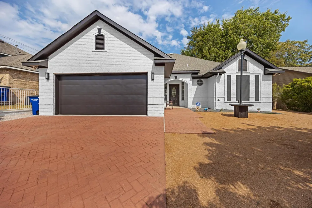 10901 Parkfield Drive Austin, TX 78758