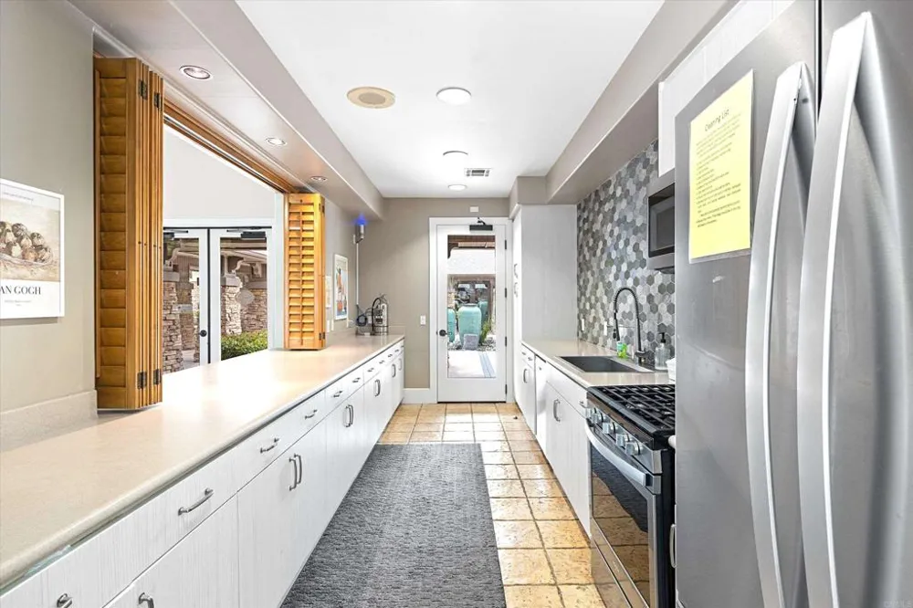 9615 W Canyon #1 San Diego, CA 92123
