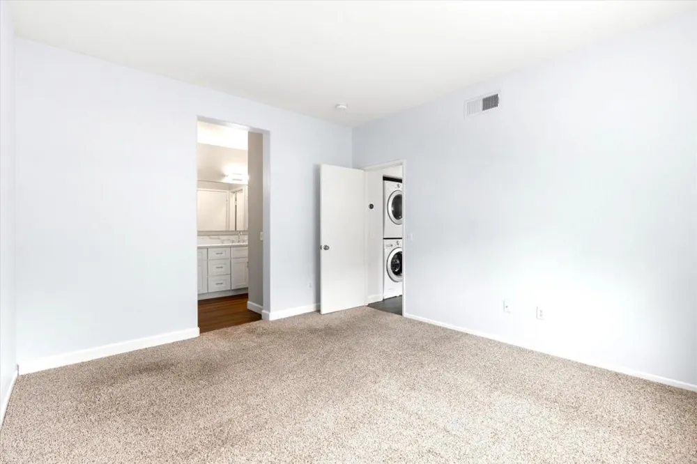 9615 W Canyon #1 San Diego, CA 92123
