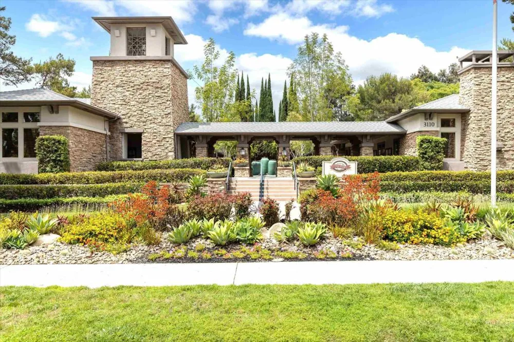 9615 W Canyon #1 San Diego, CA 92123