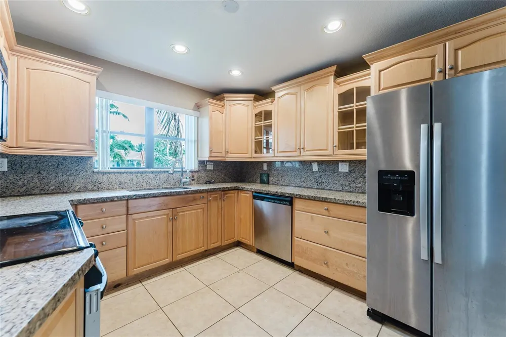 816 SE 13TH COURT Deerfield Beach, FL 33441