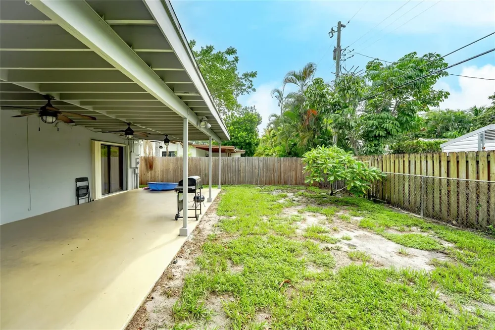 816 SE 13TH COURT Deerfield Beach, FL 33441