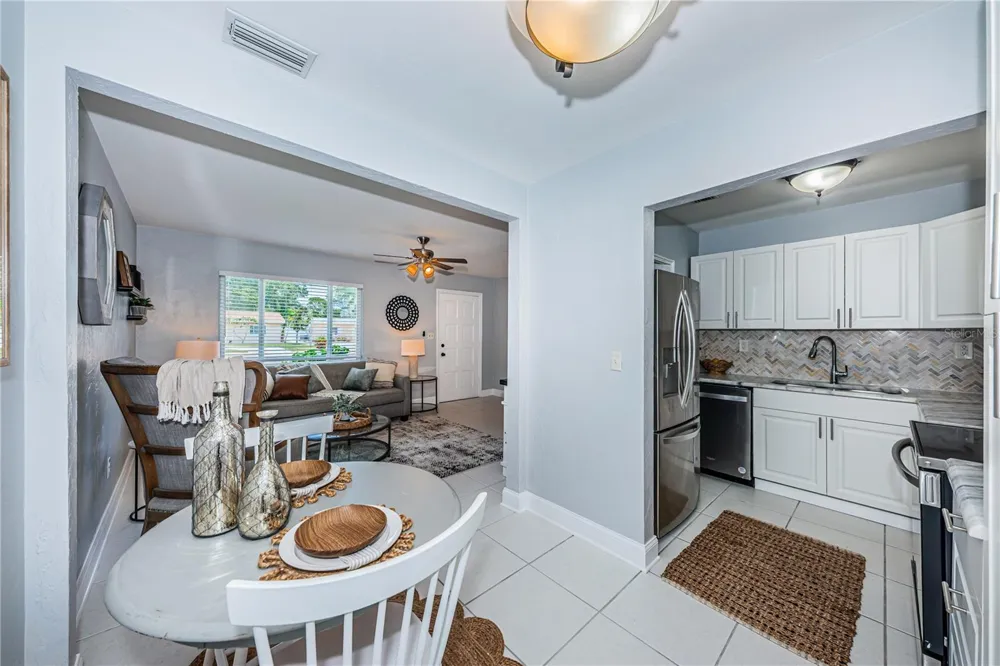 262 40 AVENUE NE St Petersburg, FL 33703