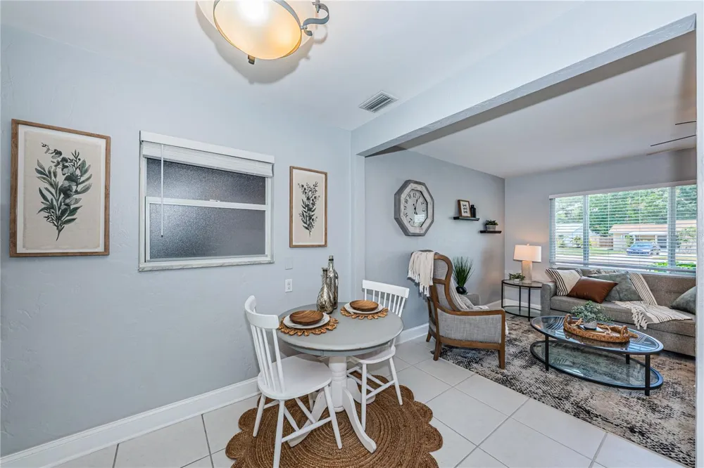 262 40 AVENUE NE St Petersburg, FL 33703