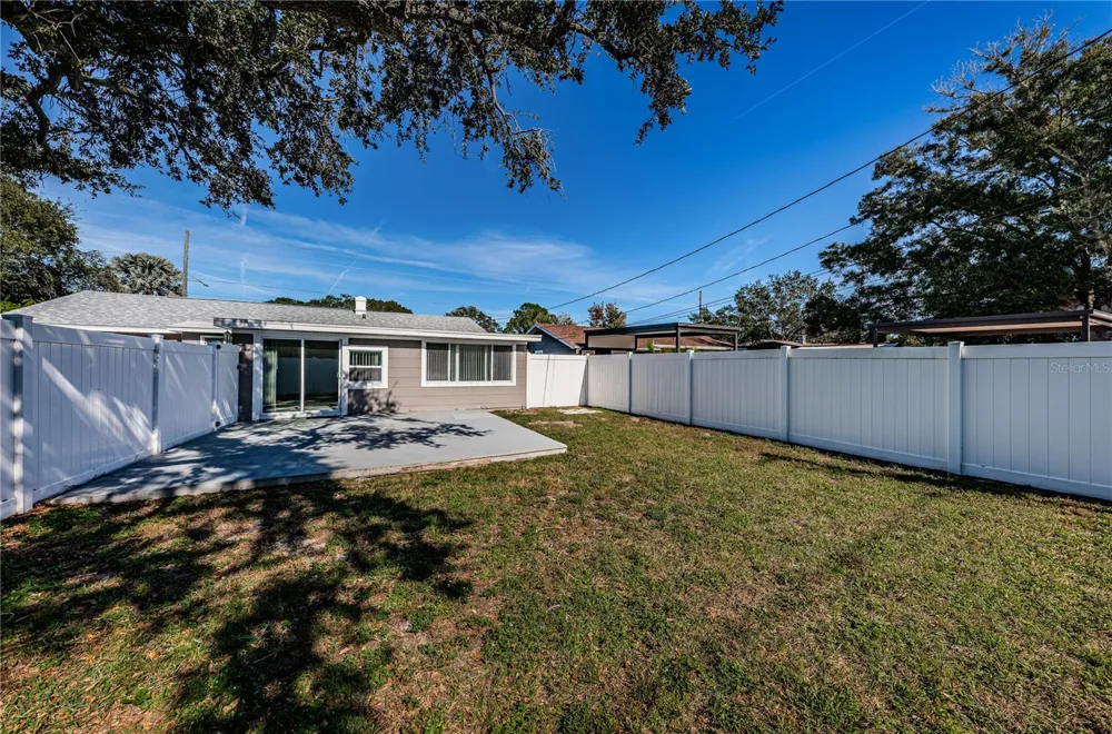 262 40 AVENUE NE St Petersburg, FL 33703