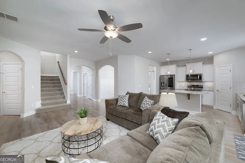 132 Whitworth DR Locust Grove, GA 30248