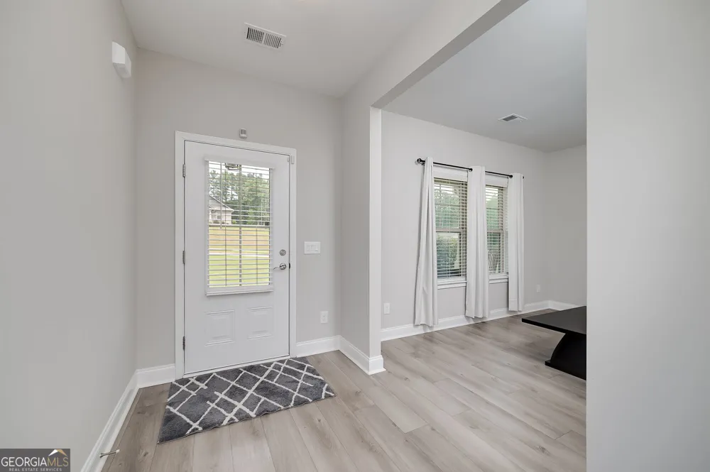 132 Whitworth DR Locust Grove, GA 30248