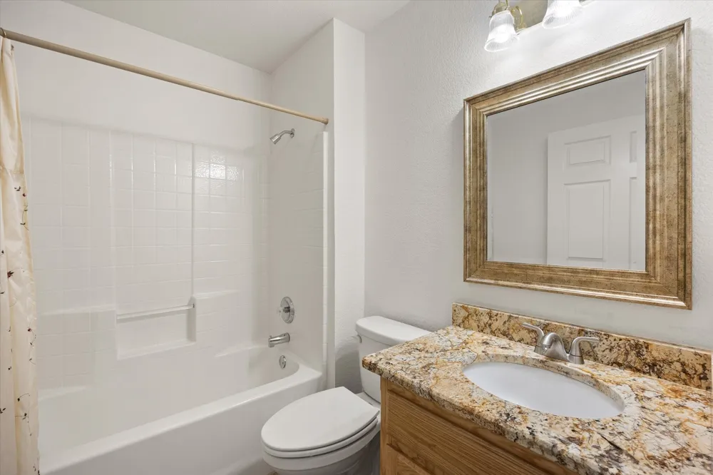 1202 Henard Lane Granbury, TX 76048