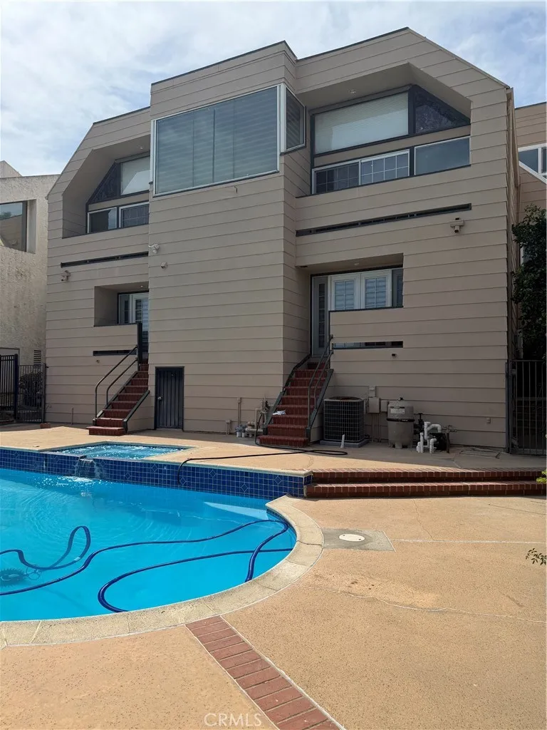 1020 De La Fuente Street Monterey Park, CA 91754