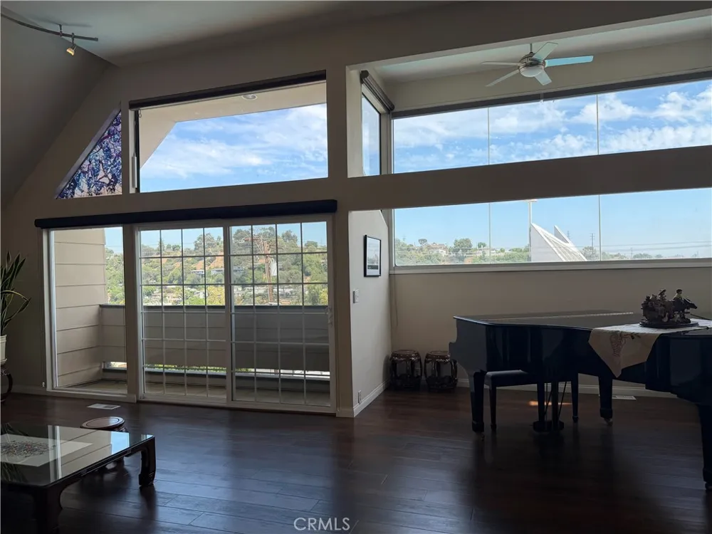 1020 De La Fuente Street Monterey Park, CA 91754