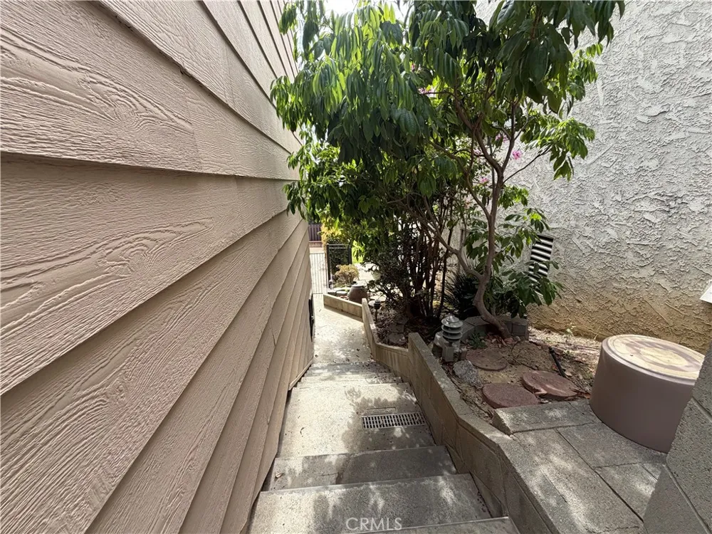 1020 De La Fuente Street Monterey Park, CA 91754