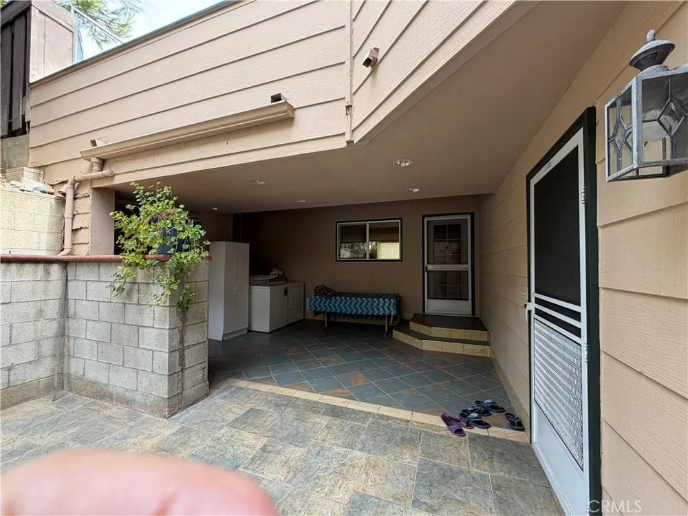 1020 De La Fuente Street Monterey Park, CA 91754