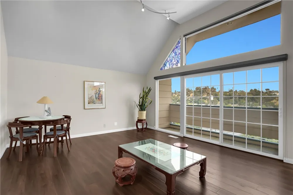 1020 De La Fuente Street Monterey Park, CA 91754