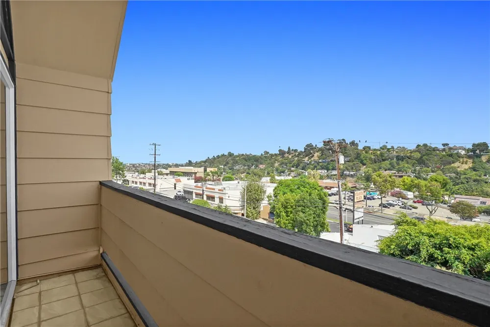 1020 De La Fuente Street Monterey Park, CA 91754