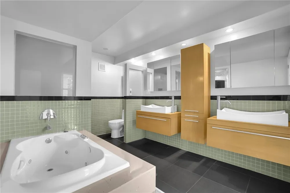 1020 De La Fuente Street Monterey Park, CA 91754