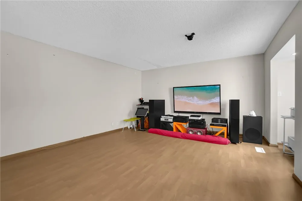 1020 De La Fuente Street Monterey Park, CA 91754