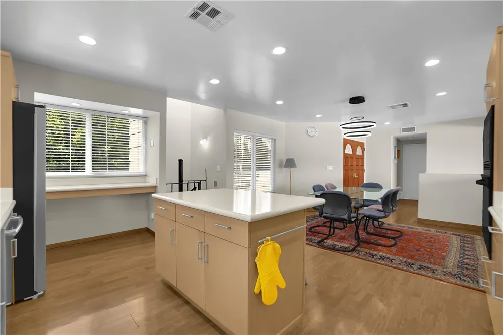 1020 De La Fuente Street Monterey Park, CA 91754