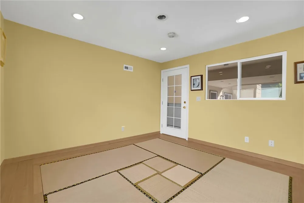 1020 De La Fuente Street Monterey Park, CA 91754