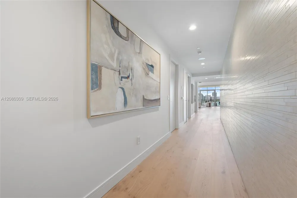 6101 Aqua Ave #PH11A Miami Beach, FL 33141