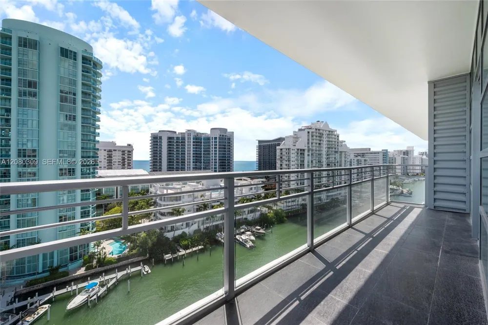 6101 Aqua Ave #PH11A Miami Beach, FL 33141