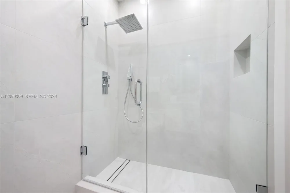 6101 Aqua Ave #PH11A Miami Beach, FL 33141