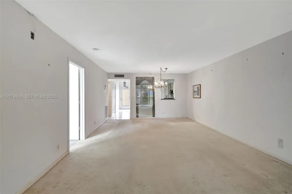 14575 Bonaire Blvd #308 Delray Beach, FL 33446