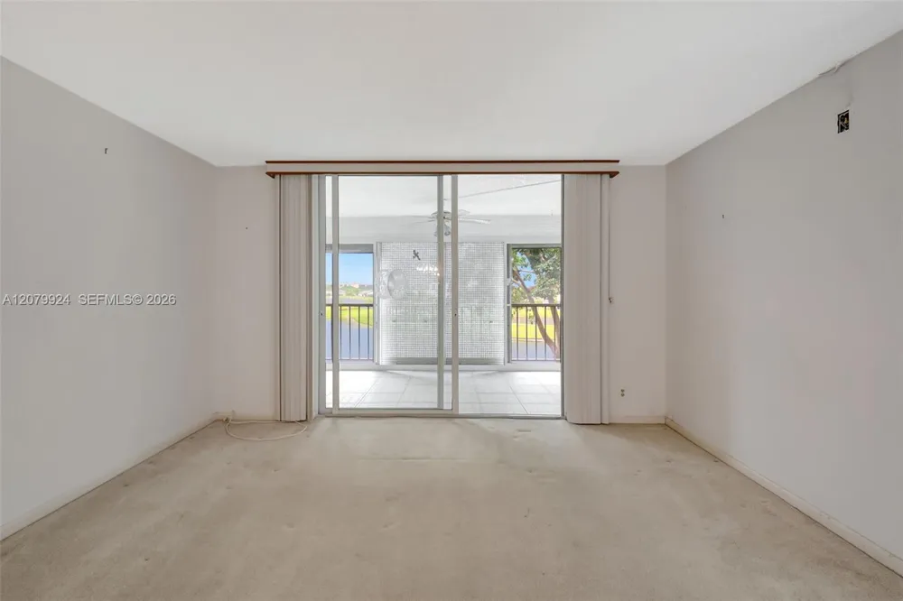 14575 Bonaire Blvd #308 Delray Beach, FL 33446