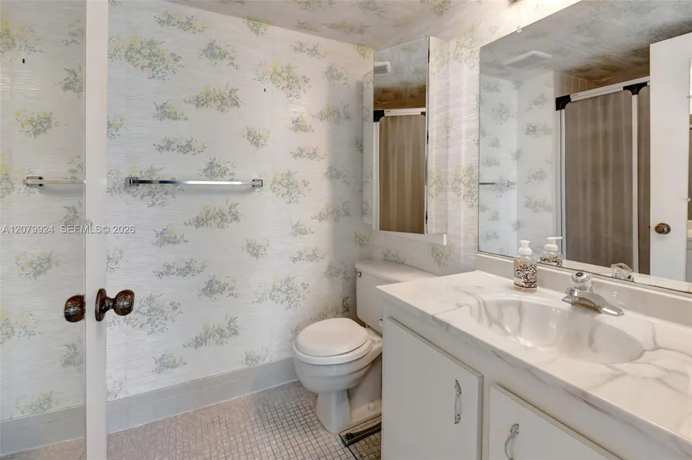14575 Bonaire Blvd #308 Delray Beach, FL 33446