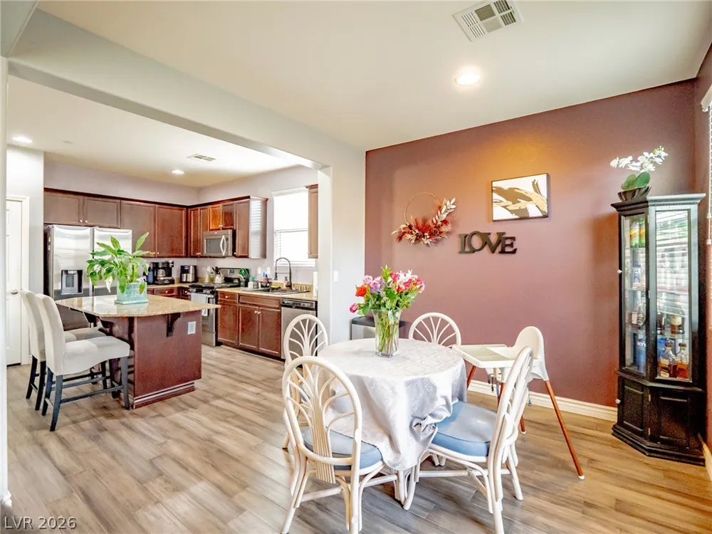124 Brookhouse Court Henderson, NV 89011