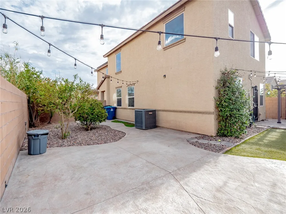 124 Brookhouse Court Henderson, NV 89011